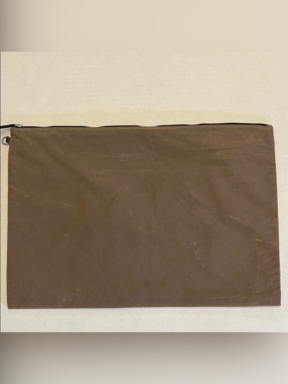 VEE LARGE TAN BROWN LUXURY TRAVEL OR EVERYDAY BAG / POUCH ZIP TOP UNISEX
